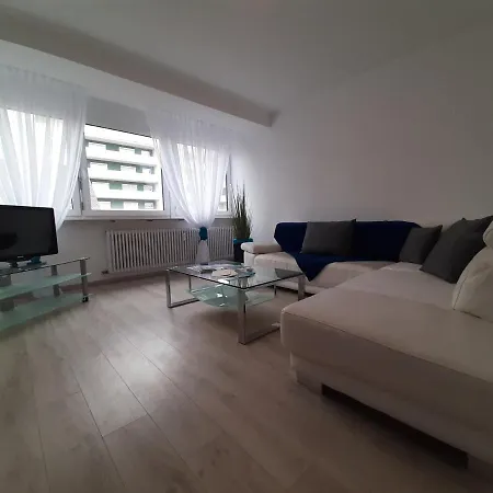 Fewo In Zentraler Lage * 테트낭